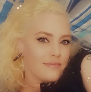 Meet your Posher, Stefanie